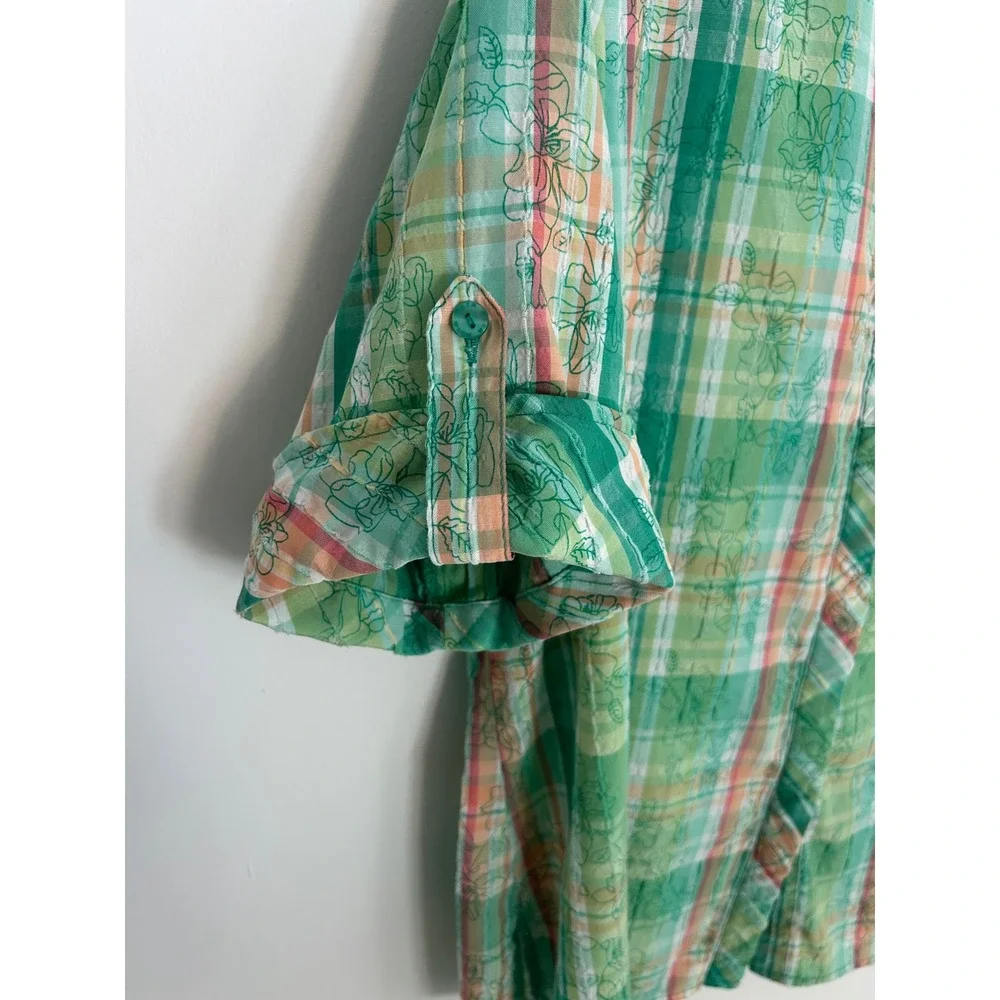 Alia Women Green Plaid Floral Button Up Shirt Short Sleeve Tab Textured Top - Picture 3 of 9